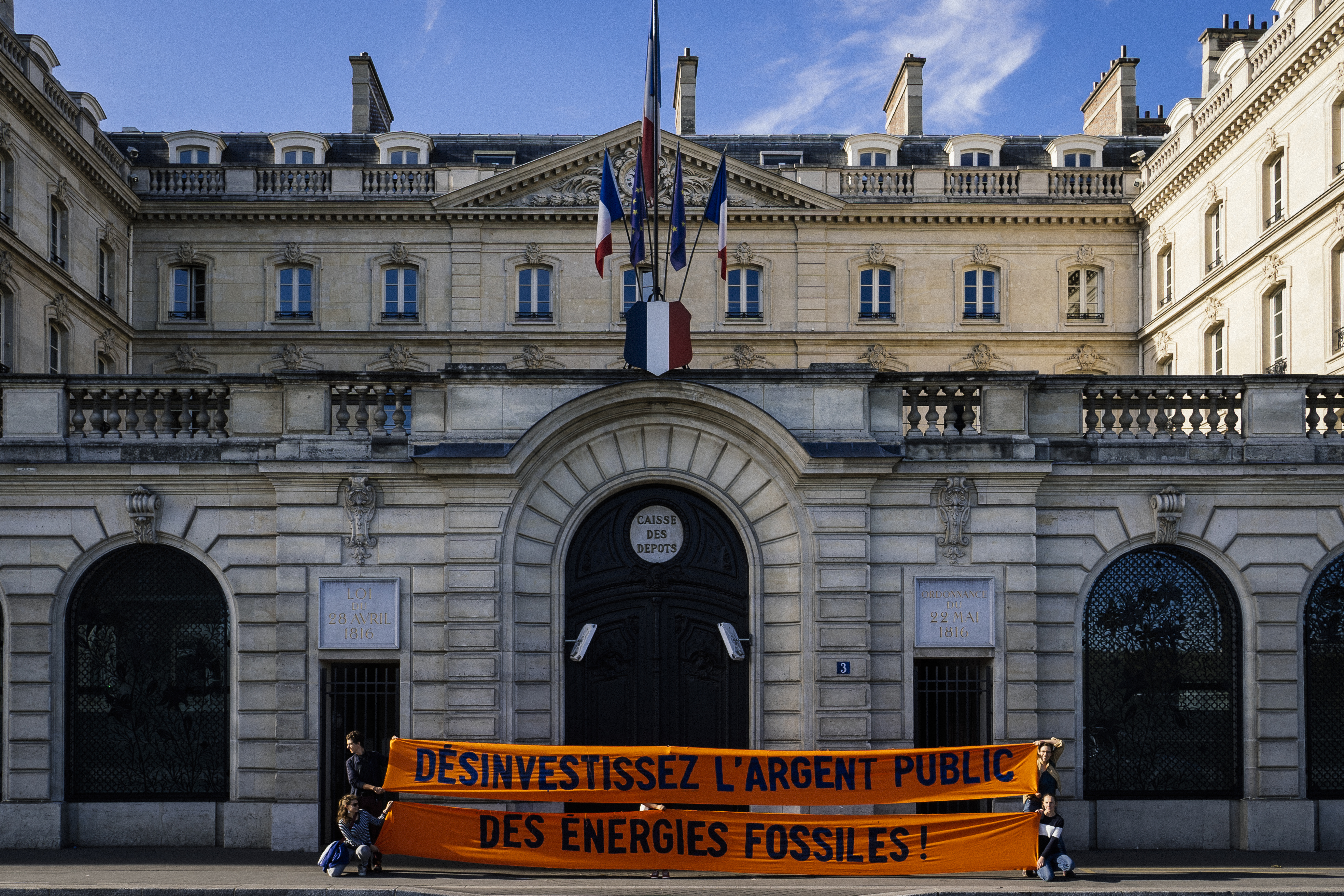 Veille  Le Livret de développement durable et solidaire ne doit plus financer la destruction du climat