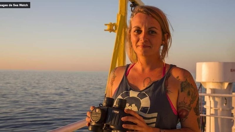 Veille  Procès de l’allemande Pia Klemp en Italie Son crime : avoir sauvé plus de 5000 migrants